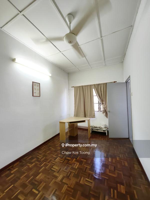 Rumah Teres 2-Tingkat untuk Dijual di Seksyen 9, Shah Alam oleh Chow Kok Toong - iProperty.com.my