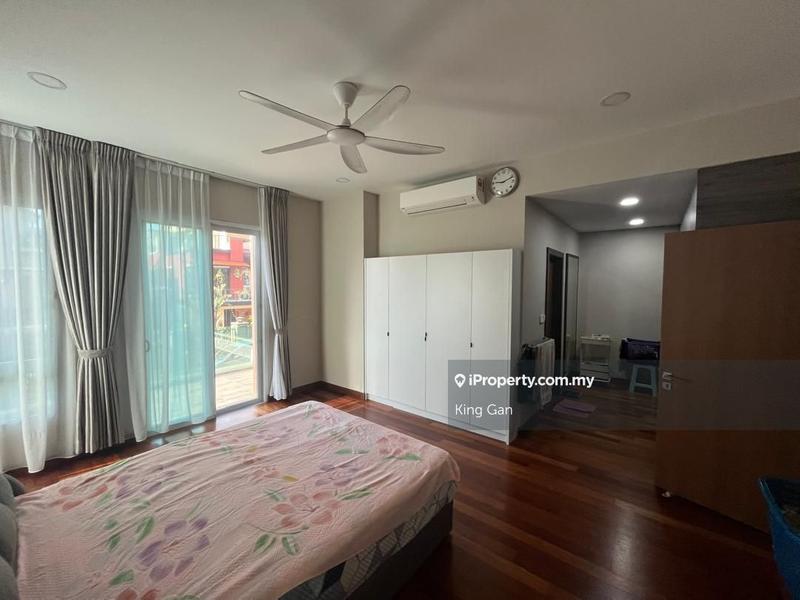Rumah Berkembar untuk Dijual di Suria Residence, Cheras oleh King Gan - iProperty.com.my