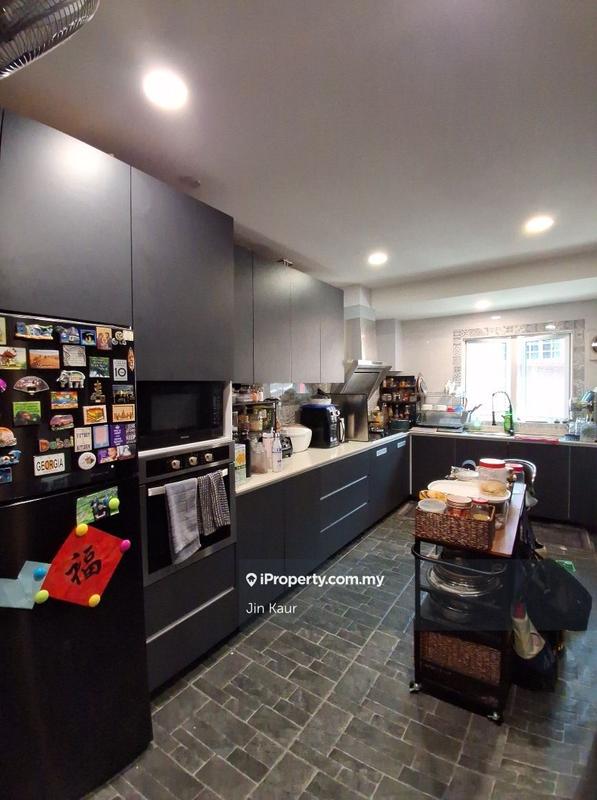 Rumah Teres untuk Dijual di Usj 2, Subang Jaya oleh Jin Kaur - iProperty.com.my