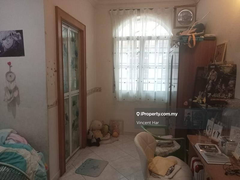 2.5-storey Terraced House for Sale in Taman Limau, Sitiawan by Vincent Har - iProperty.com.my