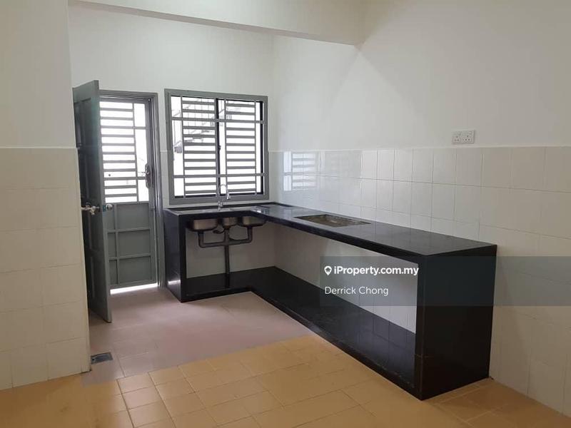 1-storey Terraced House for Sale in Taman Bukit Tiram, Ulu Tiram by Derrick Chong - iProperty.com.my