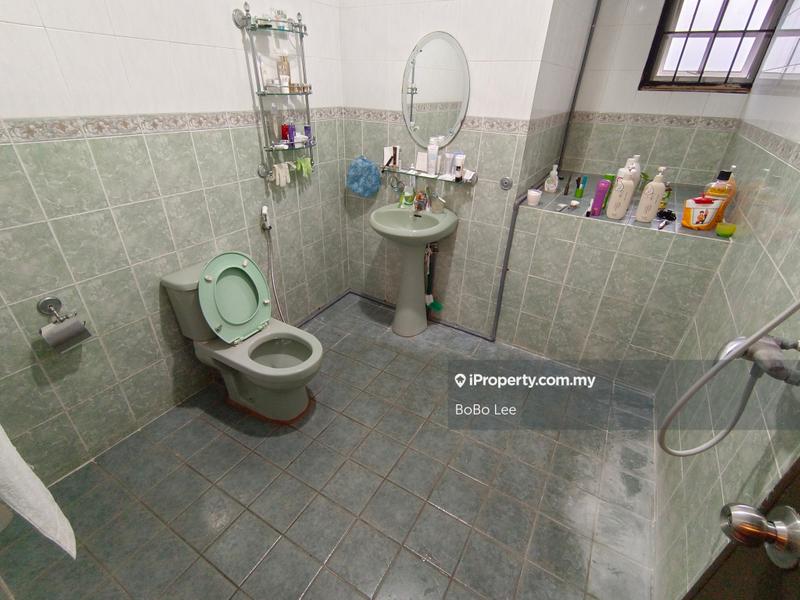 Semi-Detached House for Sale in Taman Overseas Union (Taman Oug), Jalan Klang Lama (Old Klang Road) by BoBo Lee - iProperty.com.my