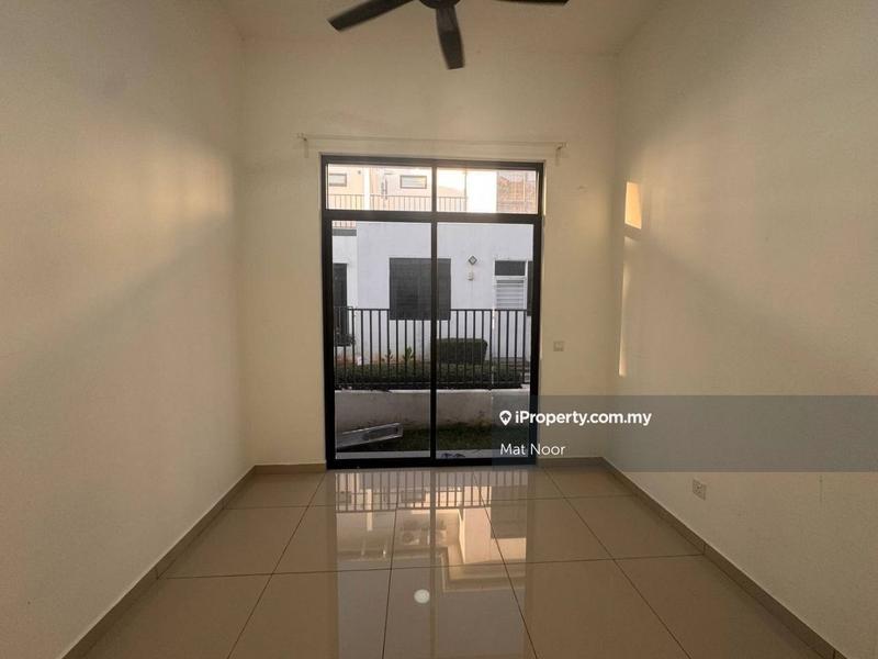 Rumah Berangkai 2 Tingkat untuk Dijual di Bandar Puncak Alam, Puncak Alam oleh Mat Noor - iProperty.com.my