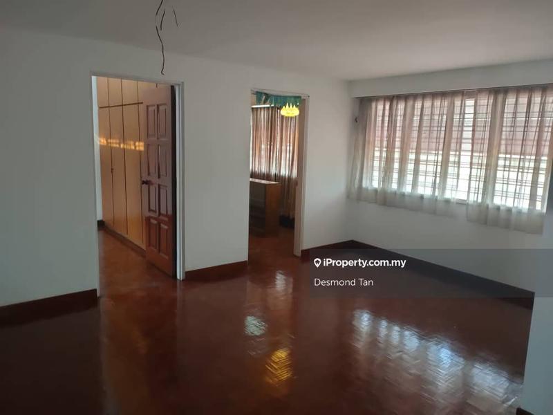 Rumah Berkembar untuk Dijual di Seksyen 17, Petaling Jaya oleh Desmond Tan - iProperty.com.my