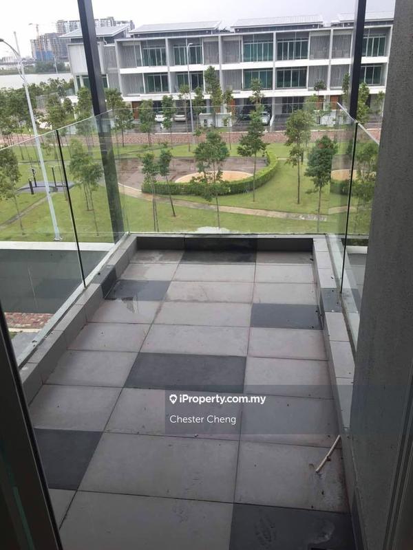 Rumah Teres 3-Tingkat untuk Dijual di Taman Tasik Prima, Puchong oleh Chester Cheng - iProperty.com.my