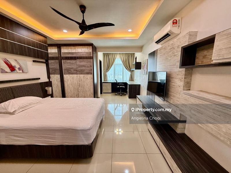 For Rent - The Majestic