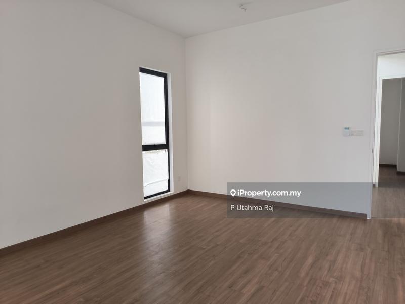 3-storey Terraced House for Sale in Telok Panglima Garang, Selangor by P Utahma Raj - iProperty.com.my