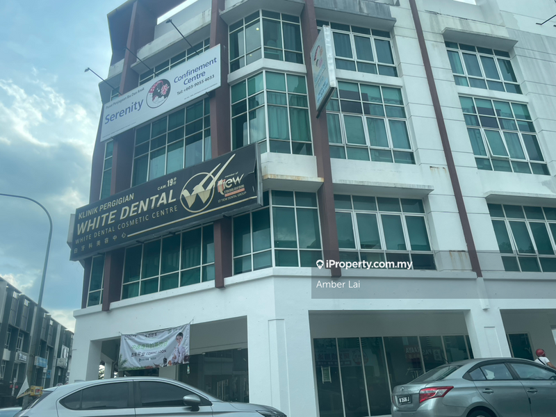 For Rent - Sri petaling G-floor Corner Shop