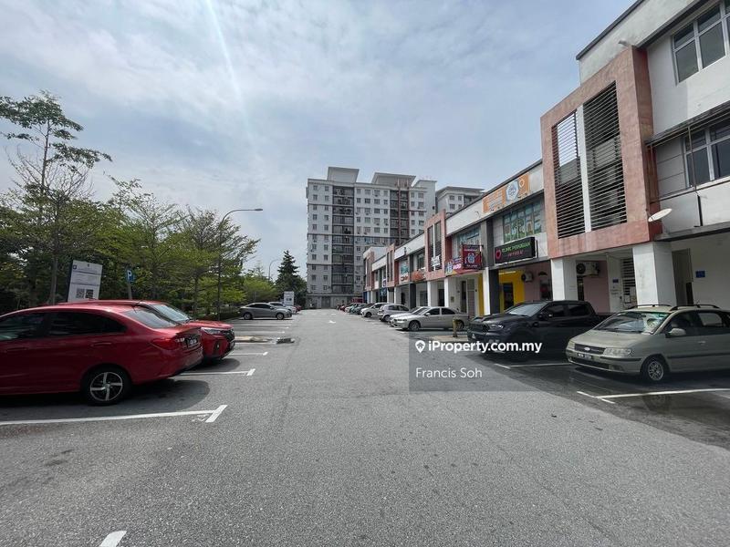 For Sale - Facing Main Road With Good Return, Presint 11