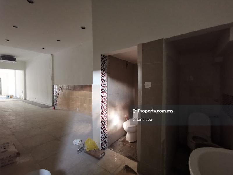 Kedai untuk Dijual di Seksyen 1, Petaling Jaya oleh Charis Lee - iProperty.com.my