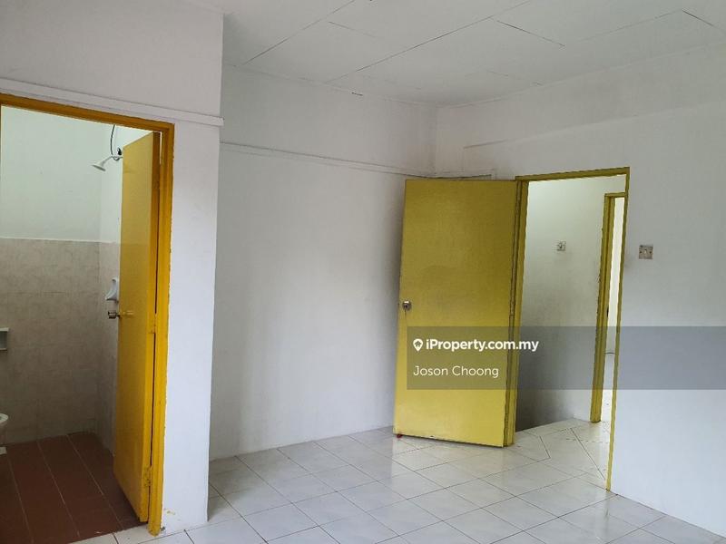 Rumah Teres 2-Tingkat untuk Dijual di Taman Bukit Serdang, Seri Kembangan oleh Joson Choong - iProperty.com.my