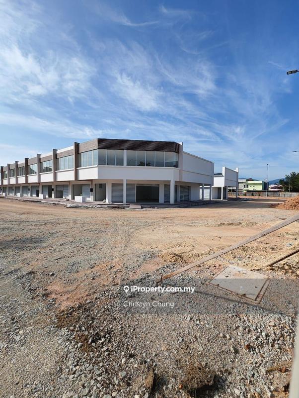 For Rent - Kesuma Square, Taman Tasik Kesuma, Brand New shop office, 18ft ceiling height