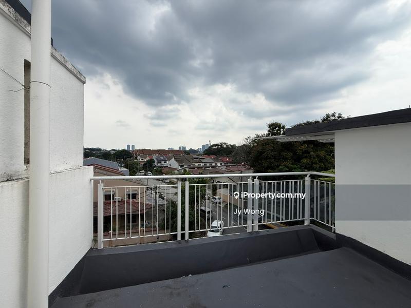 Townhouse for Sale in Eastwood Terrace, Kayu Ara, Bandar Utama, Bandar Utama by Jy Wong - Exterior - iProperty.com.my