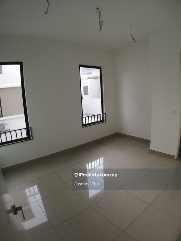 Semi-Detached House for Sale in Setia Utama, Setia Alam by Jasmine Teo - iProperty.com.my