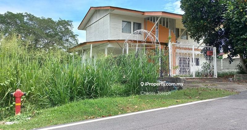 Bungalow House untuk Dijual di Teluk Kemang, Negeri Sembilan oleh Charles Joseph - iProperty.com.my