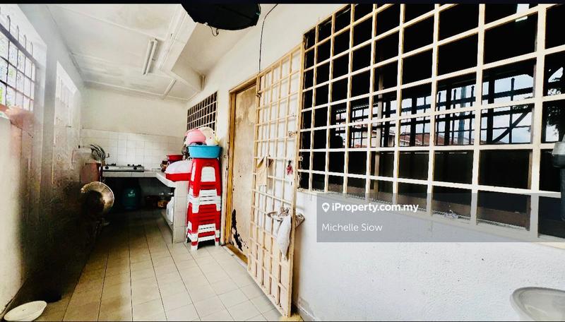 Rumah Berangkai 2.5 Tingkat untuk Dijual di Taman Bukit Permai, Ampang oleh Michelle Siow - iProperty.com.my