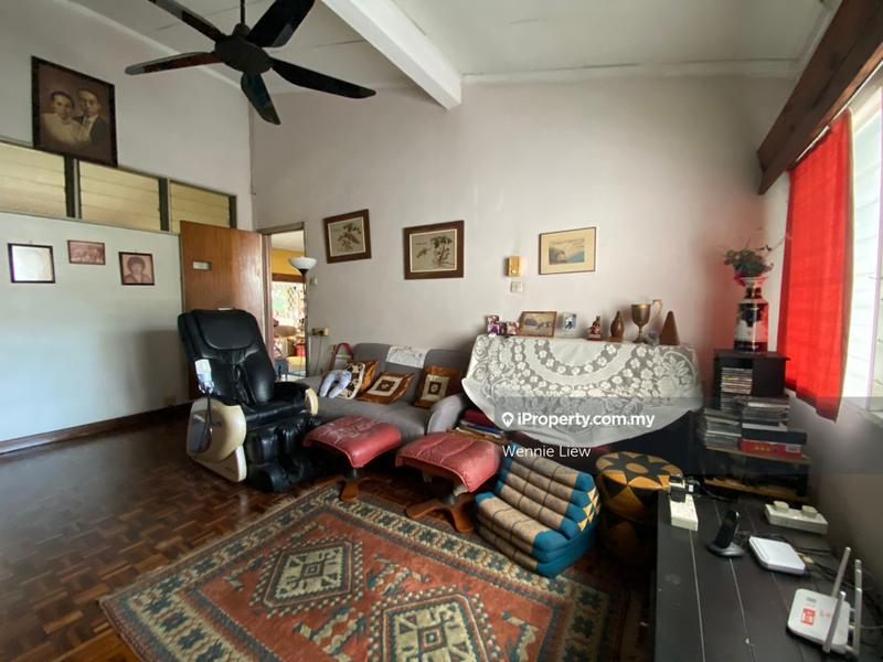 Bungalow House for Sale in Bukit Gasing, Petaling Jaya by Wennie Liew - iProperty.com.my