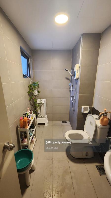 Kediaman Servis untuk Dijual di Suria Residence oleh Lester Lee - iProperty.com.my
