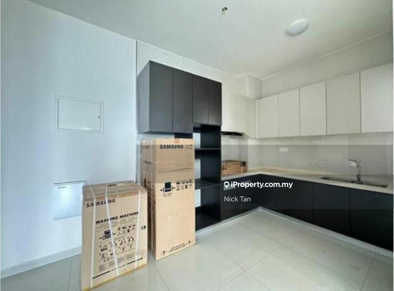 For Sale - Kings Bay @ Country Garden Danga Bay