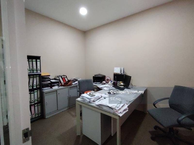 For Sale - Parklane Commercial Hub