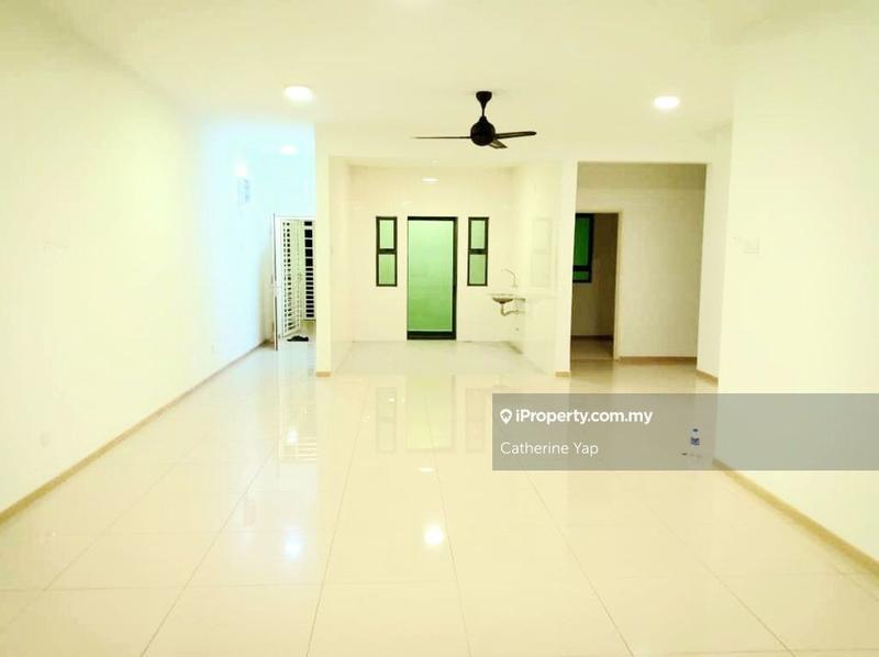 For Sale - Vista Alam