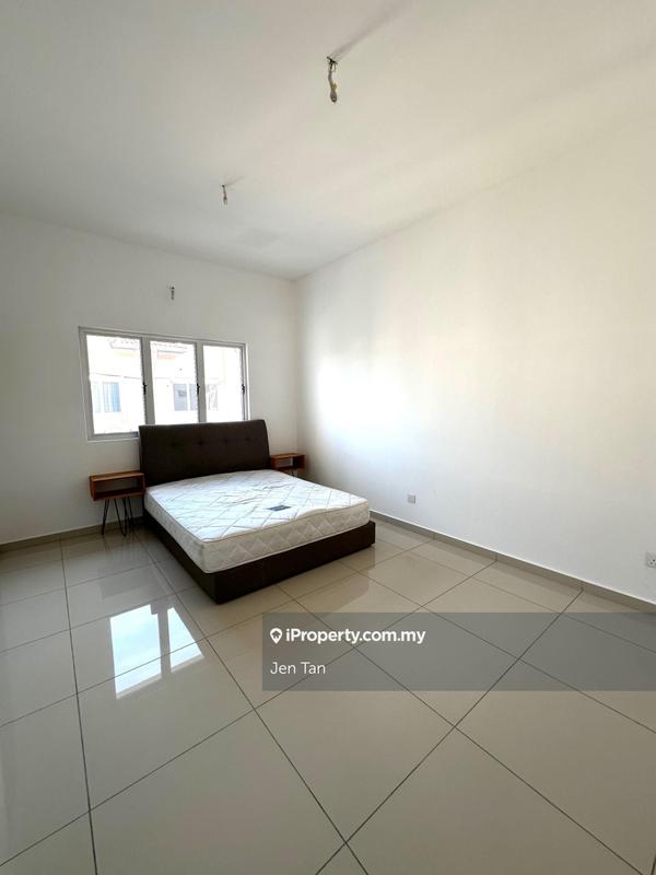 Rumah Teres 2-Tingkat untuk Dijual di Bandar Rimbayu, Telok Panglima Garang oleh Jen Tan - iProperty.com.my