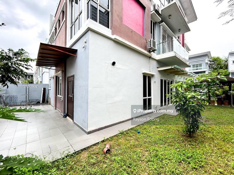 Bungalow House for Sale in Country Heights, Kajang by Kayson Foong - iProperty.com.my