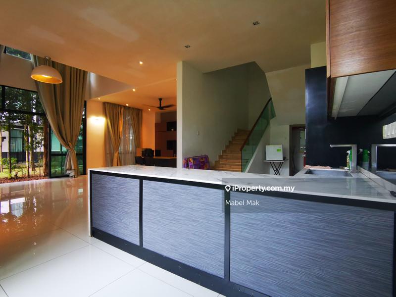 Semi-Detached House for Sale in Taman Bukit Serdang, Seri Kembangan by Mabel Mak - iProperty.com.my