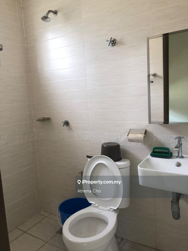 Rumah Teres 2.5-Tingkat untuk Dijual di Pajam, Nilai oleh Athena Cho - iProperty.com.my