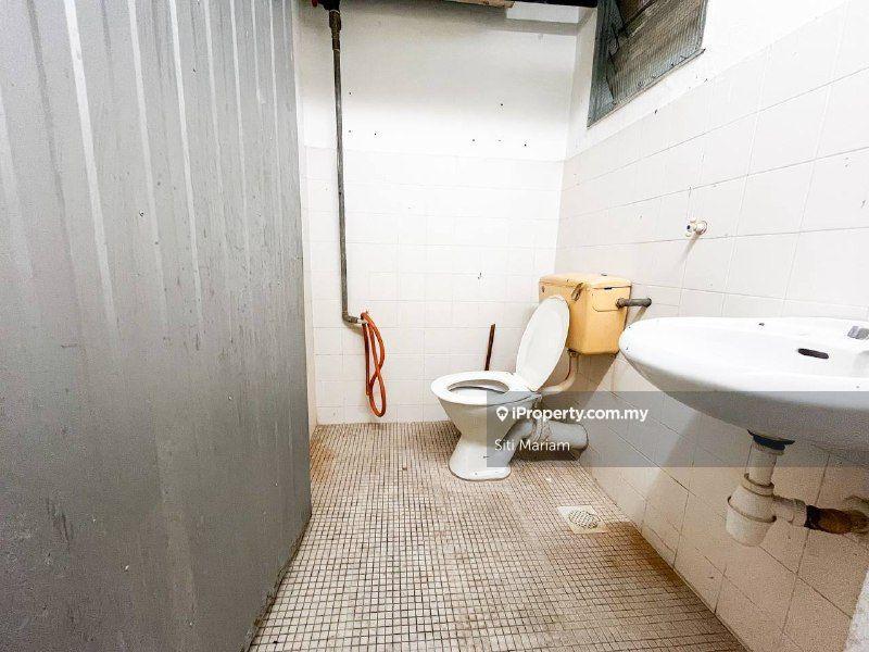 Shop-Office for Sale in Ampang, Ampang by Siti Mariam - iProperty.com.my