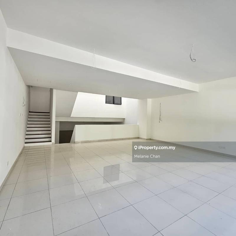 4-storey Terraced House for Sale in Empire Residence, Damansara Perdana by Melanie Chan - iProperty.com.my