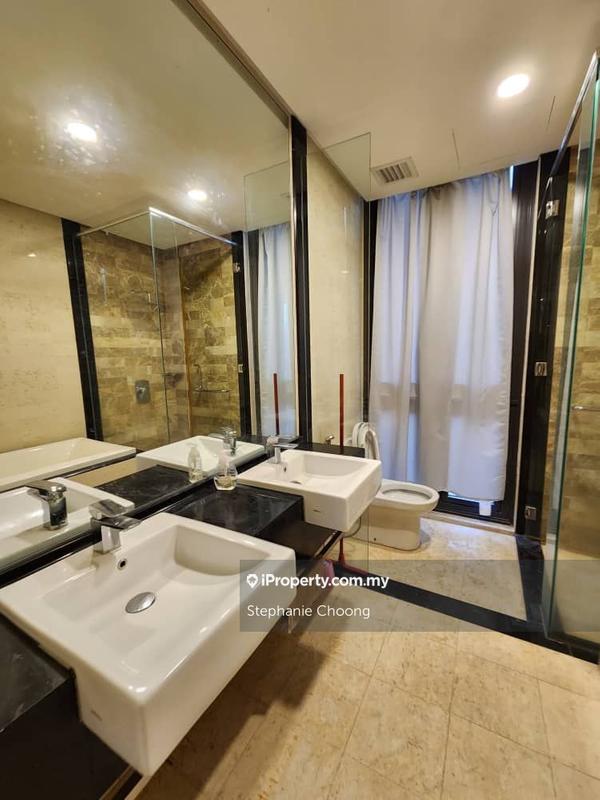 For Sale - 6 CapSquare