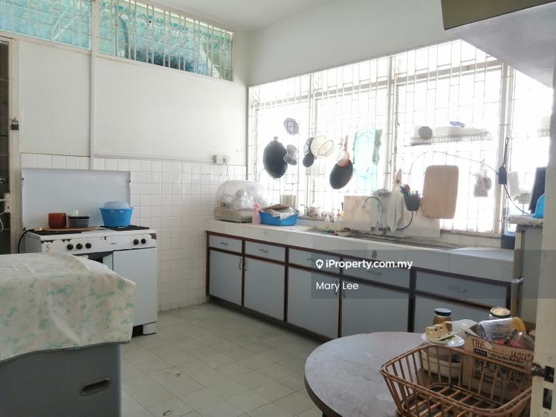 Semi-Detached House untuk Dijual di Mount Erskine, Tanjung Tokong oleh Mary Lee - Kitchen - iProperty.com.my