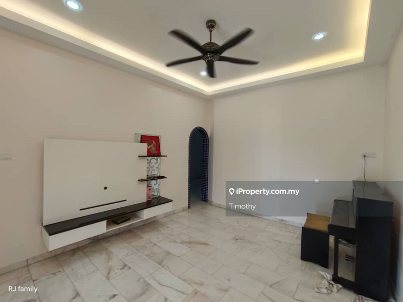 Rumah Teres 1-Tingkat untuk Dijual di Ujong Pasir, Melaka oleh Timothy - iProperty.com.my