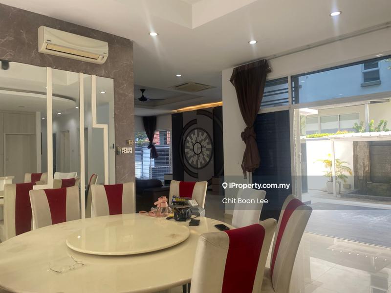 Banglo untuk Dijual di Seksyen 4, Petaling Jaya oleh C.B.Lee - Dining Room - iProperty.com.my