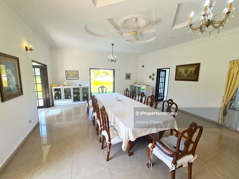 Bungalow House for Sale in Country Heights, Kajang by Venice Chong - iProperty.com.my