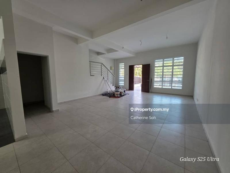 Rumah Teres 2-Tingkat untuk Dijual di Kawasan Perindustrian Tangga Batu, Tangga Batu oleh Catherine Soh - iProperty.com.my
