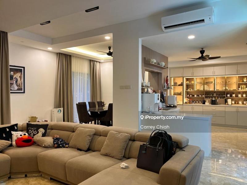 Semi-Detached House for Sale in Lake Edge, Puchong by Carrey Chiah - iProperty.com.my