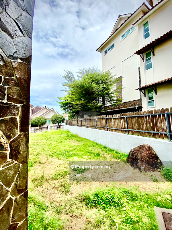 Bungalow House for Sale in Batu Ferringhi, Penang by Susan Chia - iProperty.com.my