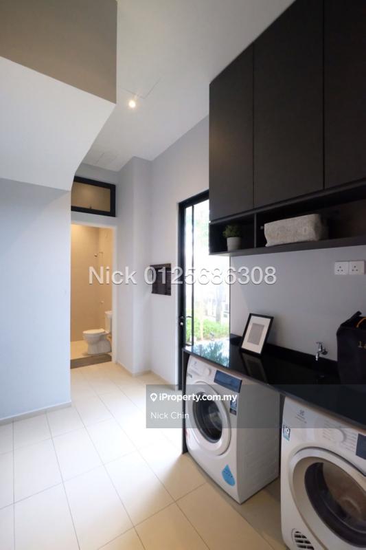 Bungalow House untuk Dijual di 60x120 New Lakeside Bungalow@Bandar Hilltop Garden, Sungai Buloh oleh Nick Chin - iProperty.com.my