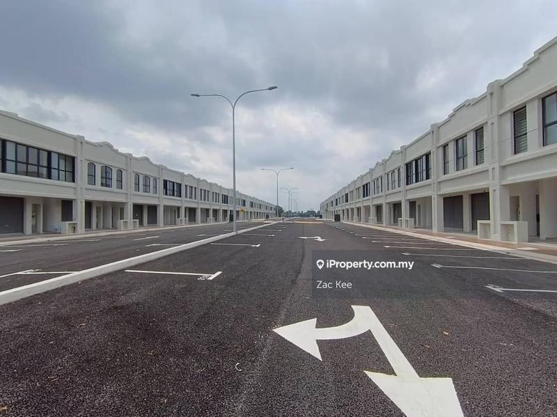 For Rent - Semenyih Serene Height Shop For Rent Facing Main Road