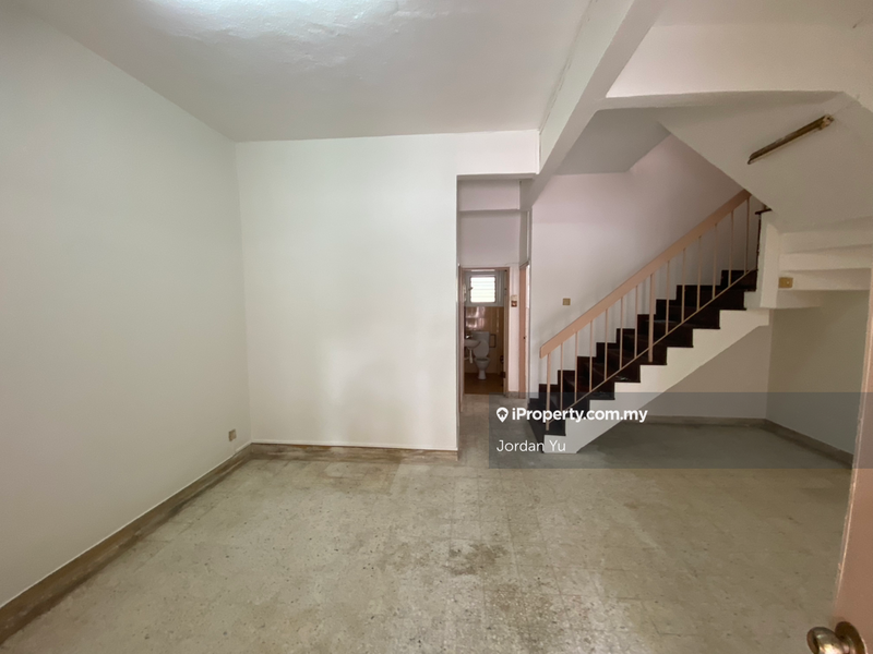 Rumah Berangkai 2 Tingkat untuk Dijual di Taman Cempaka, Ampang oleh Jordan Yu - iProperty.com.my