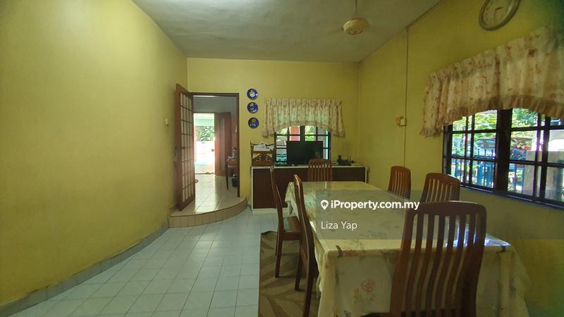 Bungalow House for Sale in Kelana Jaya, Petaling Jaya by Liza Yap - iProperty.com.my