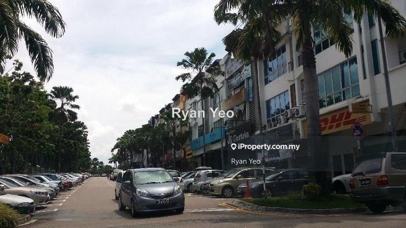 For Sale - 3 Storey Corner Shop @ Taman Sutera Utama