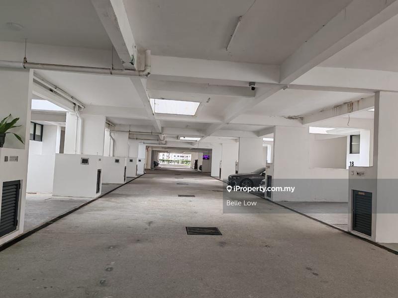 Rumah Berangkai 4 Tingkat untuk Disewa di Empire Residence, Damansara Perdana oleh Belle Low - iProperty.com.my