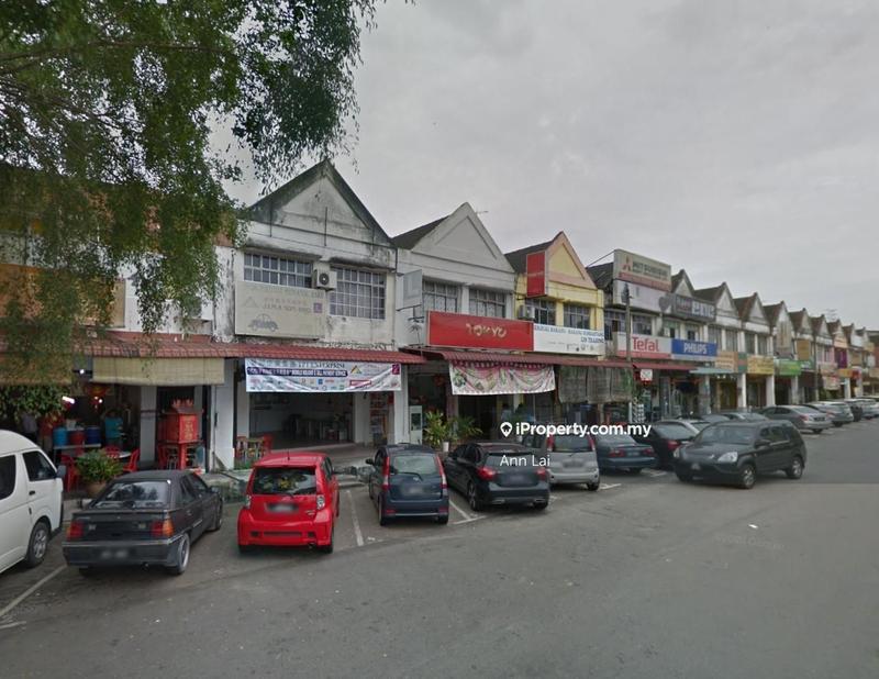 For Sale - Taman Puteri Wangsa 3 Storey Commercial Shop ( Endlot )