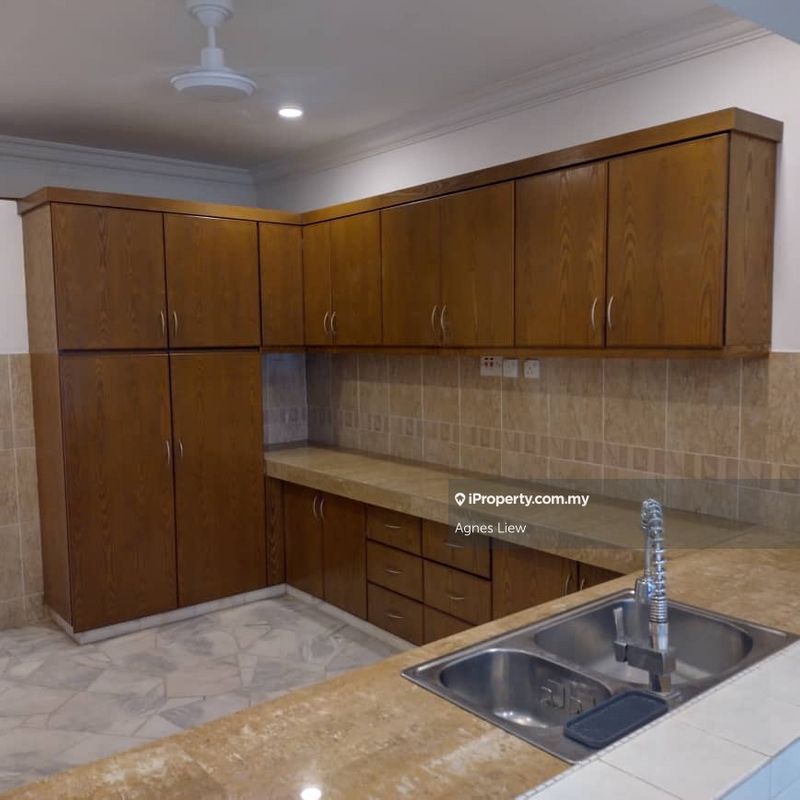 Rumah Berkembar untuk Dijual di Setiakasih, Damansara Heights oleh Agnes Liew - iProperty.com.my