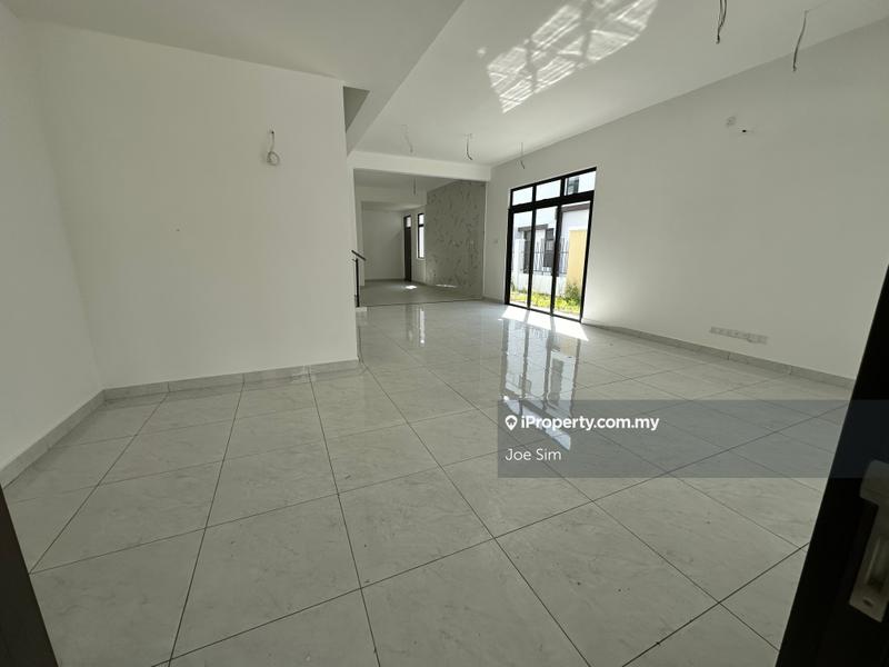 Cluster House for Sale in Bandar Cemerlang, Ulu Tiram by Joe Sim - iProperty.com.my