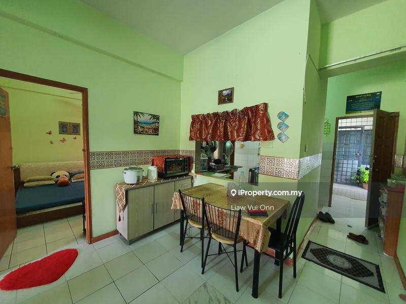 Pangsapuri untuk Dijual di Api Api Apartment oleh Liaw Vui Onn - iProperty.com.my