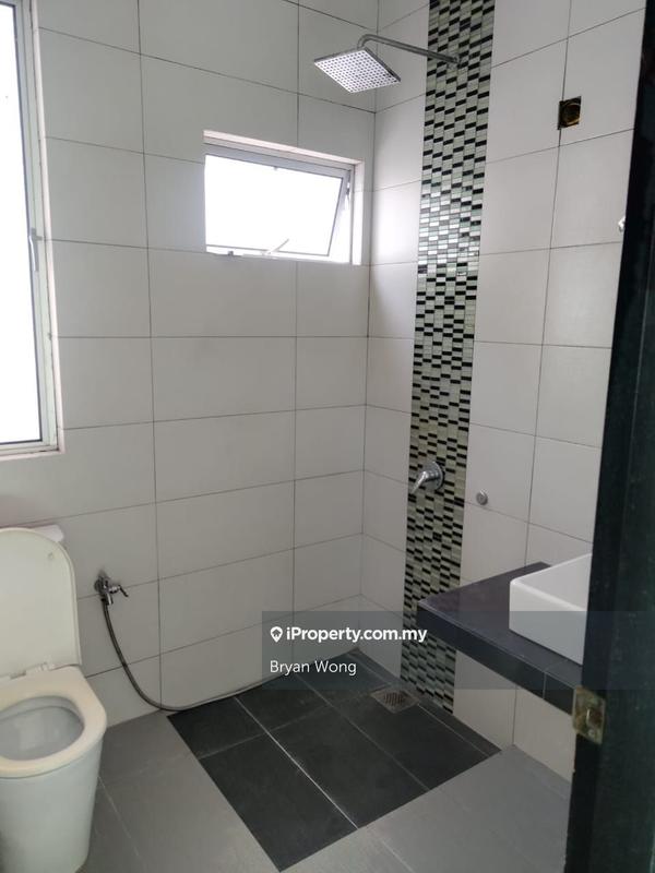 Rumah Berkembar untuk Dijual di Taman Damai Mewah, Kajang oleh Bryan Wong - iProperty.com.my